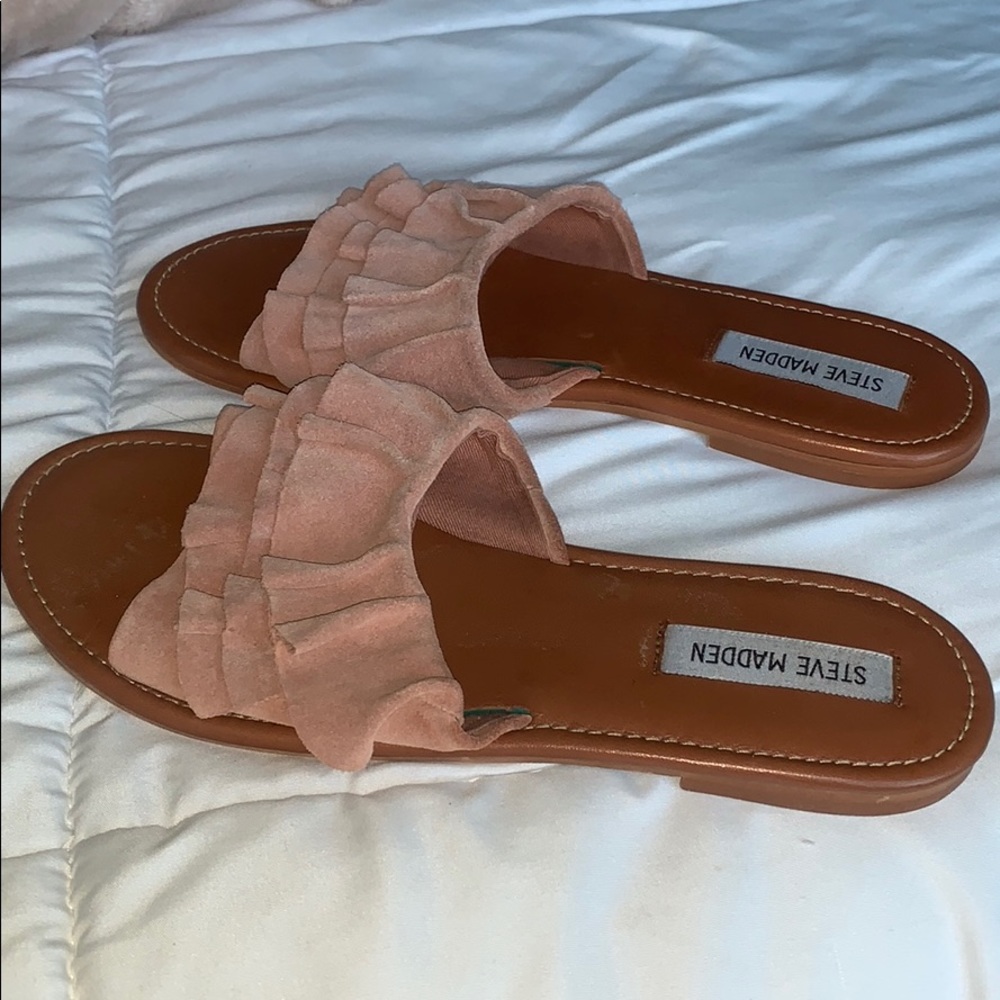 Steve Madden slip on sandals